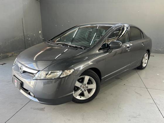 HONDA CIVIC 1.8 LXS 16V GASOLINA 4P AUTOMÁTICO